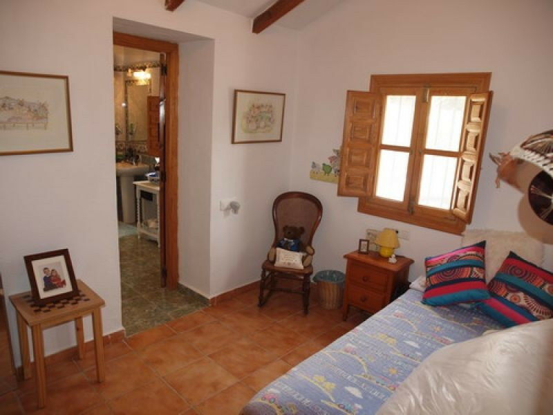 Detached Villa Alcaucín Málaga - Bild 10