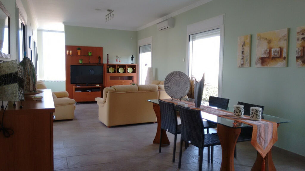 Detached Villa Colmenar Málaga - image 10