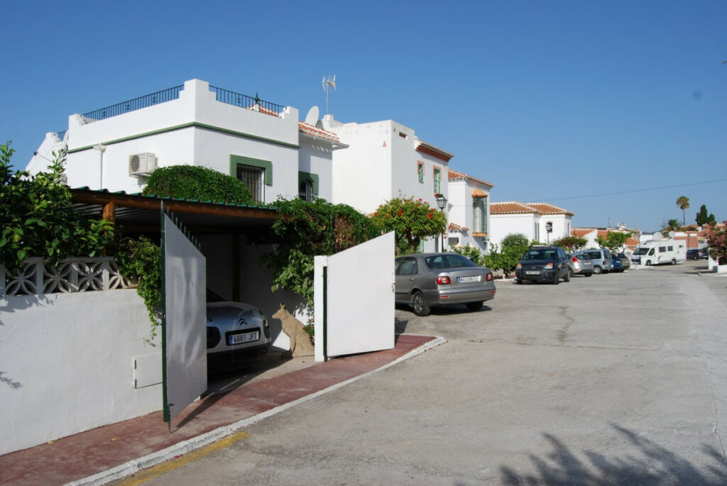 Detached Villa Nerja Málaga - image 10