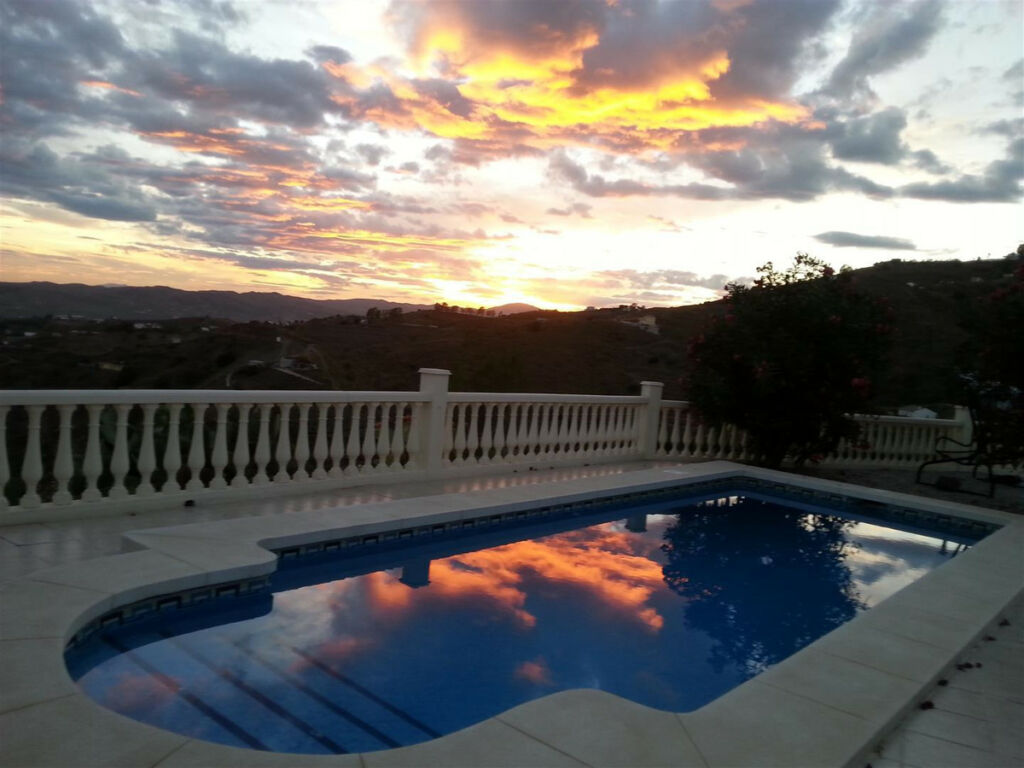 Detached Villa Arenas Málaga - image 10