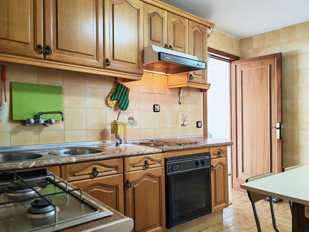 Middle Floor Apartment Los Boliches Málaga - image 10