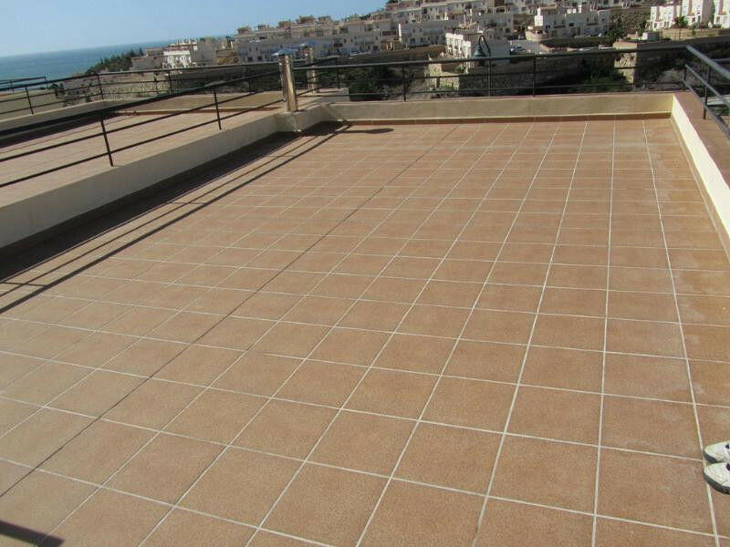 Townhouse Valle-Niza Málaga - image 10