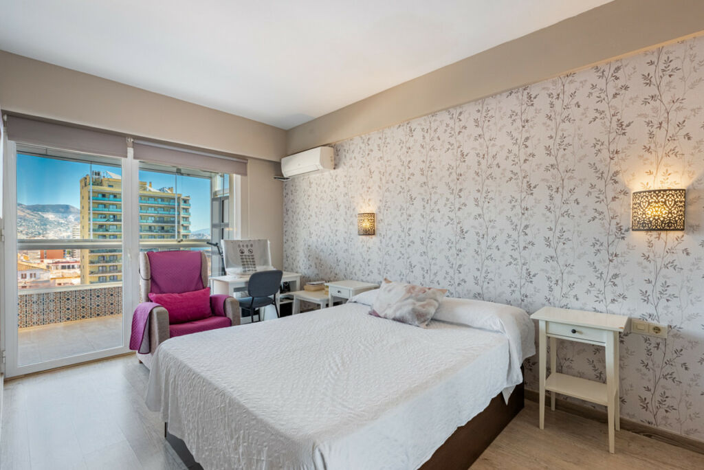 Penthouse Fuengirola Málaga - image 10