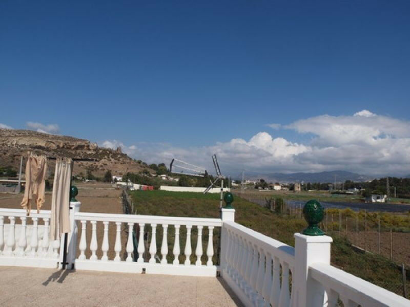 Detached Villa Almayate Málaga - image 10