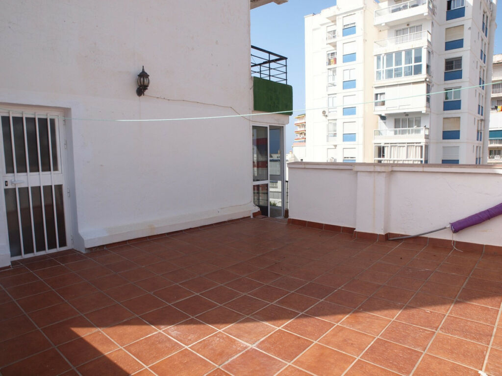 Middle Floor Apartment Torre del Mar Málaga - image 10