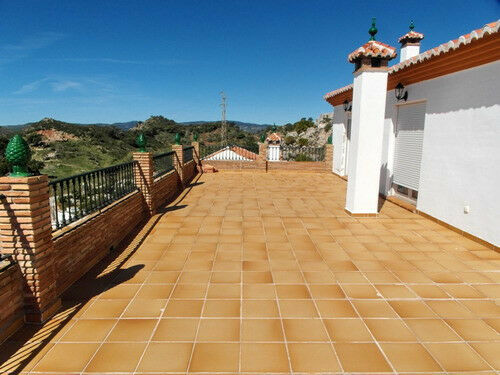 Detached Villa Comares Málaga - image 10