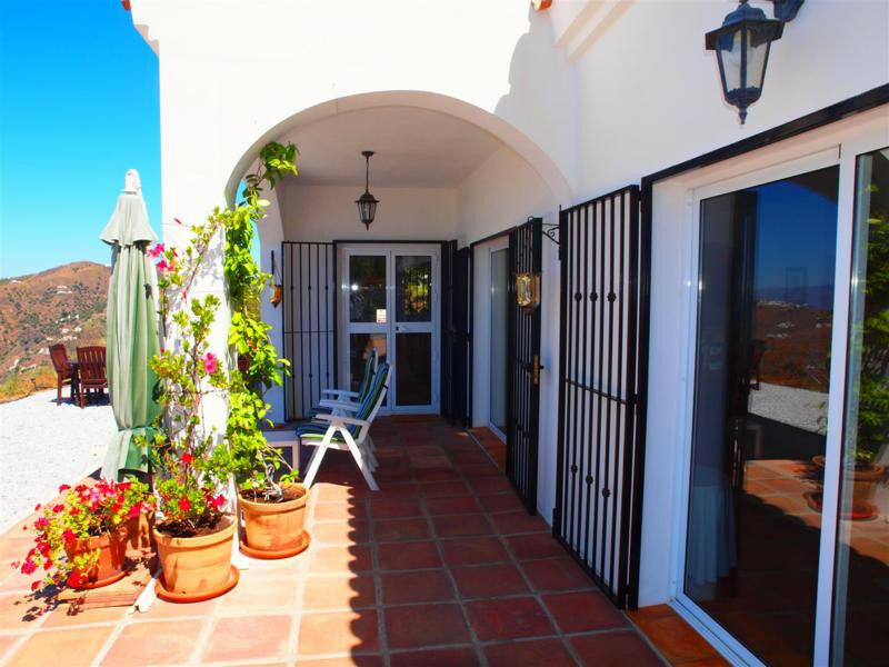 Detached Villa Arenas Málaga - image 10