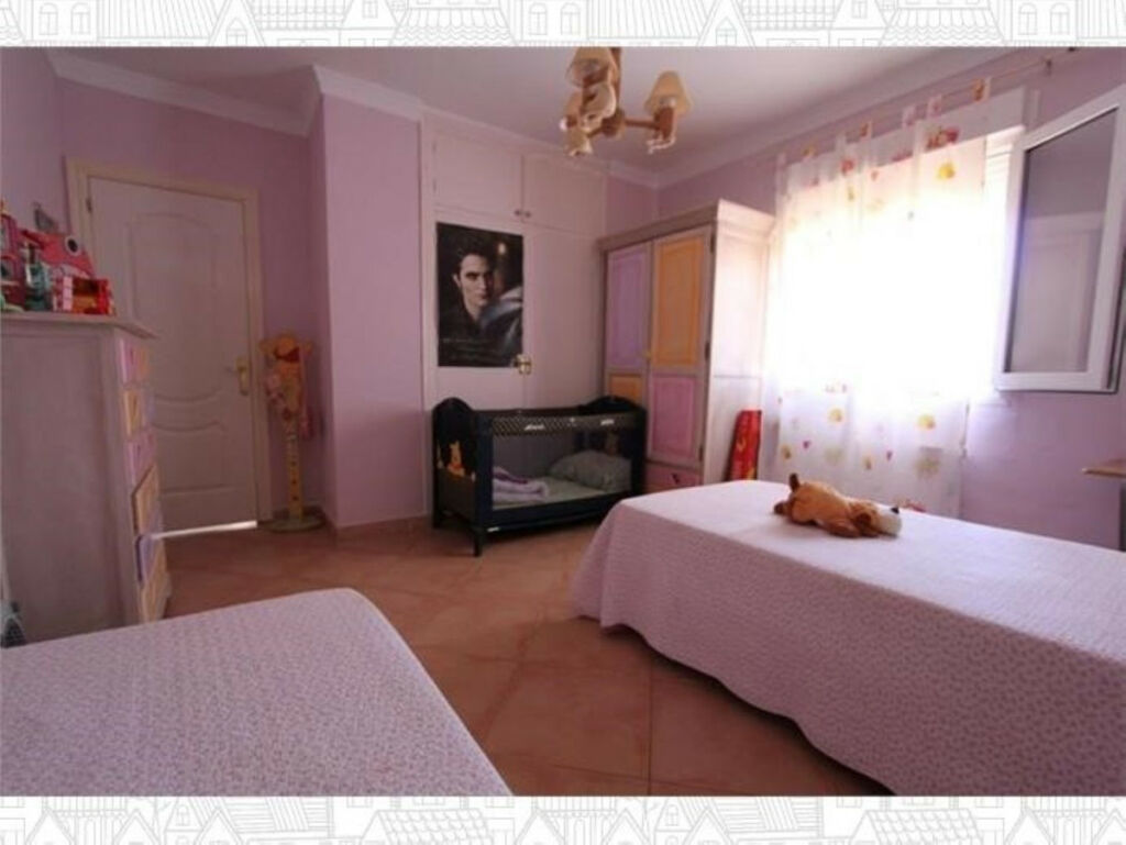 Detached Villa Almayate Málaga - image 10