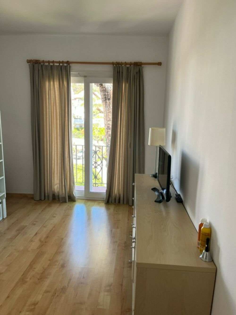 Middle Floor Apartment Estepona Málaga - image 10