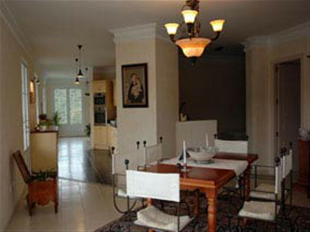 Detached Villa Canillas de Aceituno Málaga - image 10