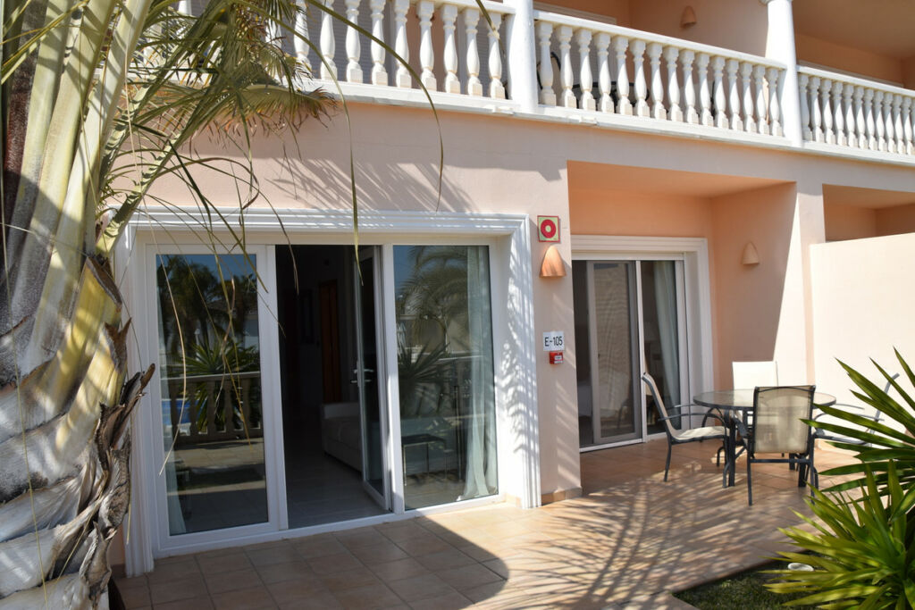 Ground Floor Apartment La Fustera Alicante - image 10