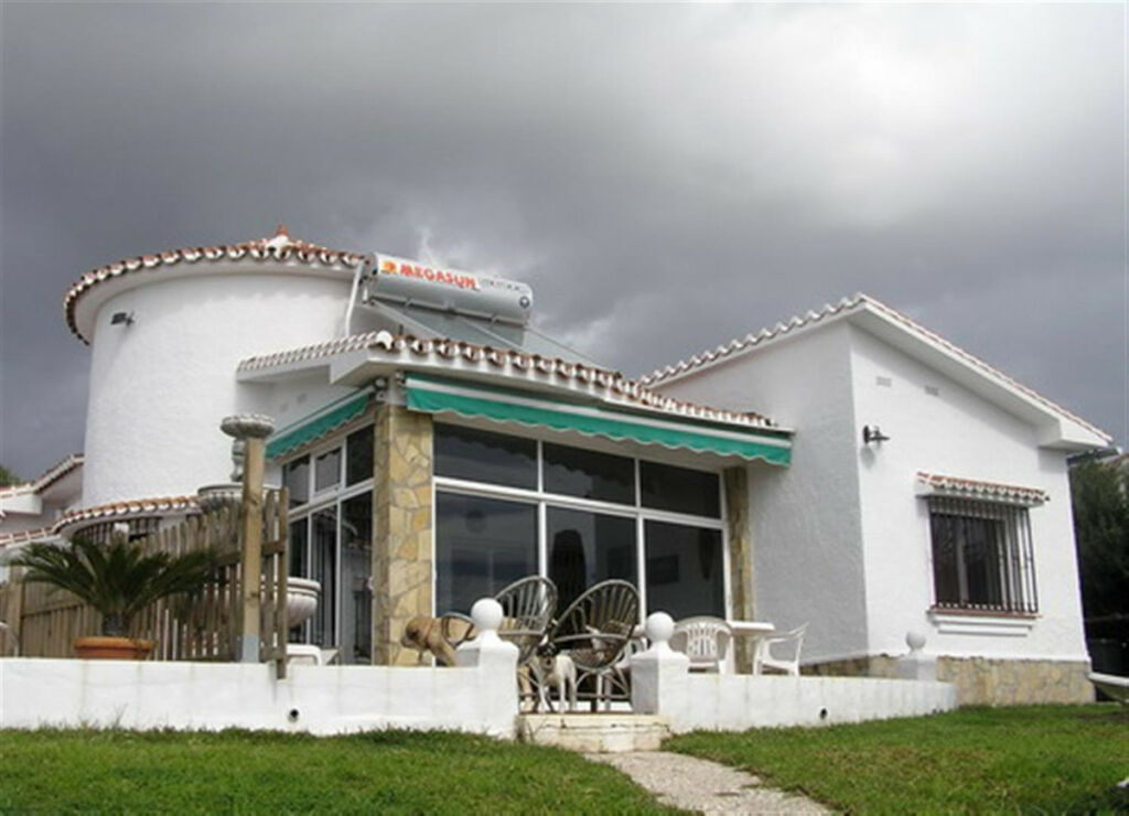 Detached Villa Caleta de Vélez Málaga - image 10