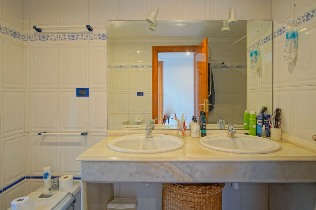 Detached Villa Denia Alicante - image 12