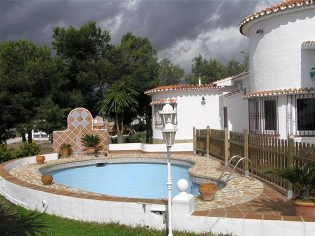 Detached Villa Caleta de Vélez Málaga - image 11