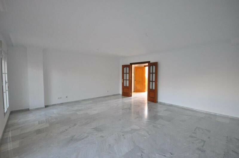 Townhouse Torre del Mar Málaga - image 11