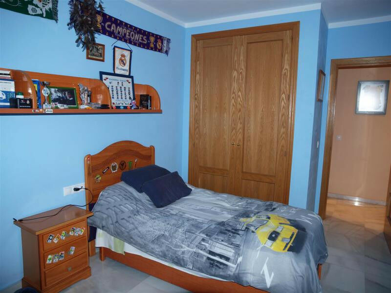 Ground Floor Apartment Almayate Málaga - image 11