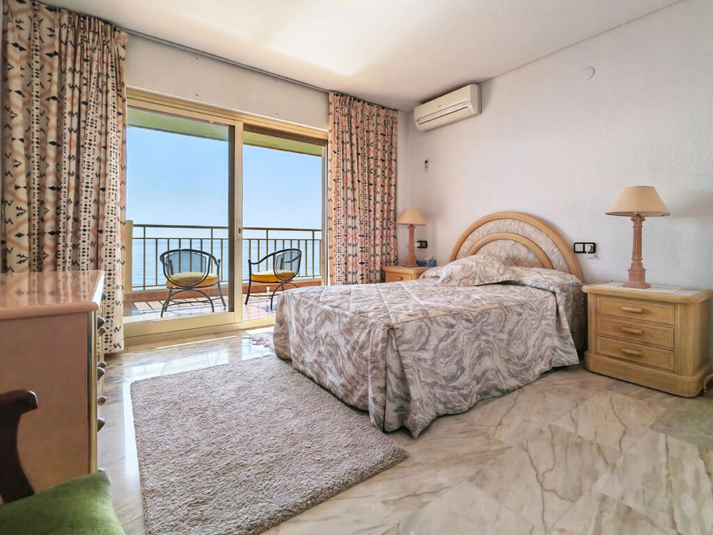 Middle Floor Apartment Los Boliches Málaga - image 11
