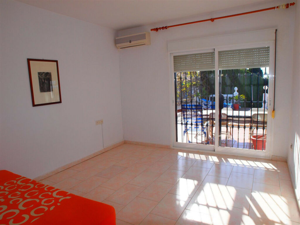 Detached Villa Caleta de Vélez Málaga - image 11
