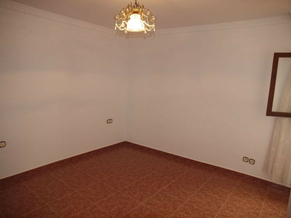 Semi-Detached House Alcaucín Málaga - image 11