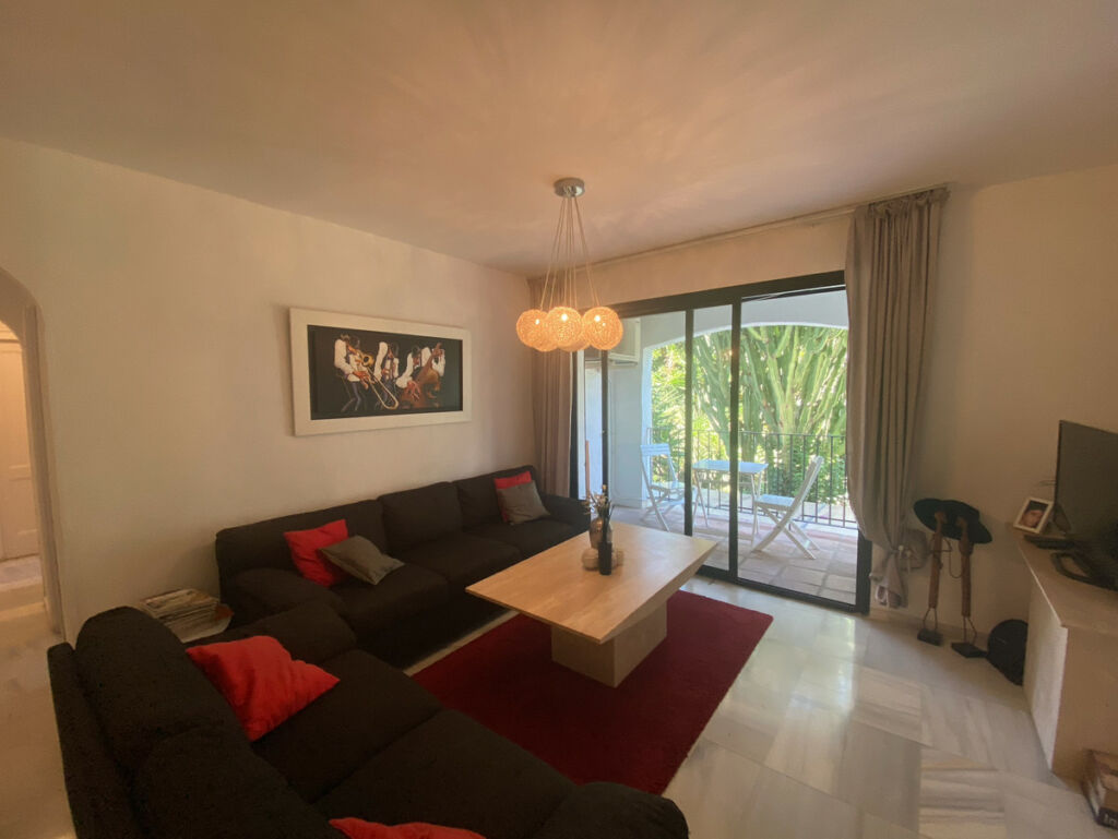 Middle Floor Apartment Puerto Banús Málaga - image 11