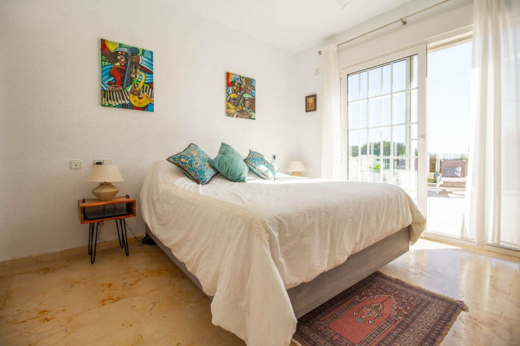 Detached Villa Las Ramblas Golf Alicante - image 11