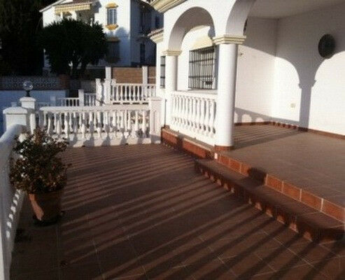 Detached Villa Benajarafe Málaga - image 11