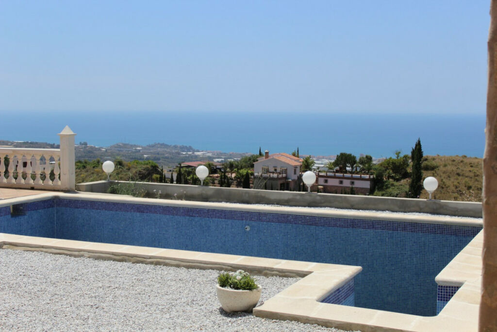 Detached Villa Arenas Málaga - image 11