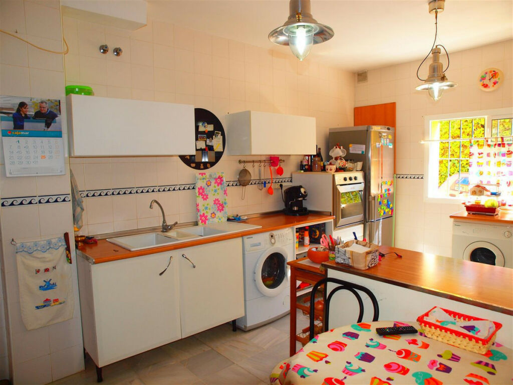 Townhouse Benajarafe Málaga - image 11