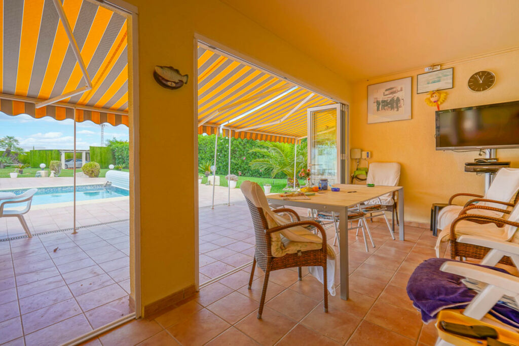 Detached Villa Els Poblets Alicante - image 11