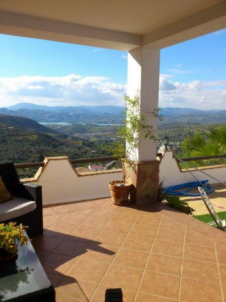 Detached Villa Alcaucín Málaga - image 11