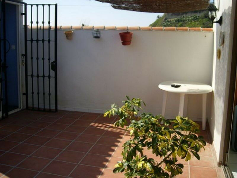 Middle Floor Apartment Almayate Málaga - image 11