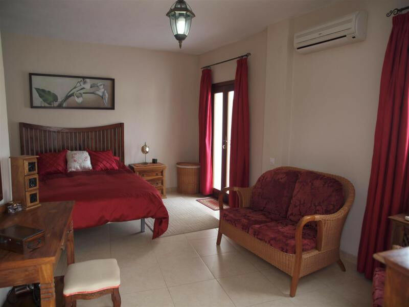 Detached Villa Benamargosa Málaga - image 11