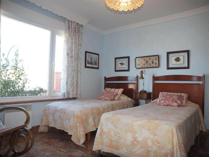 Detached Villa Benajarafe Málaga - image 11