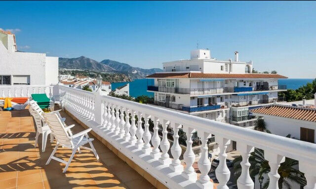 Middle Floor Apartment Nerja Málaga - image 11