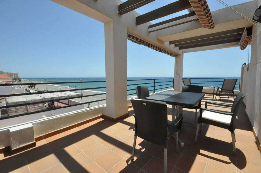 Penthouse Caleta de Vélez Málaga - image 11