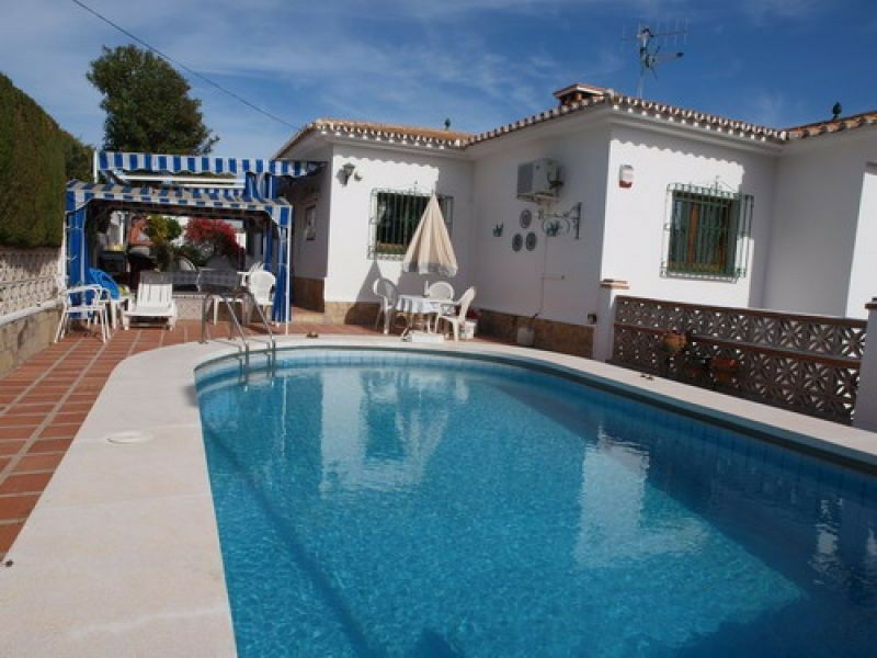 Detached Villa Chilches Málaga - image 11