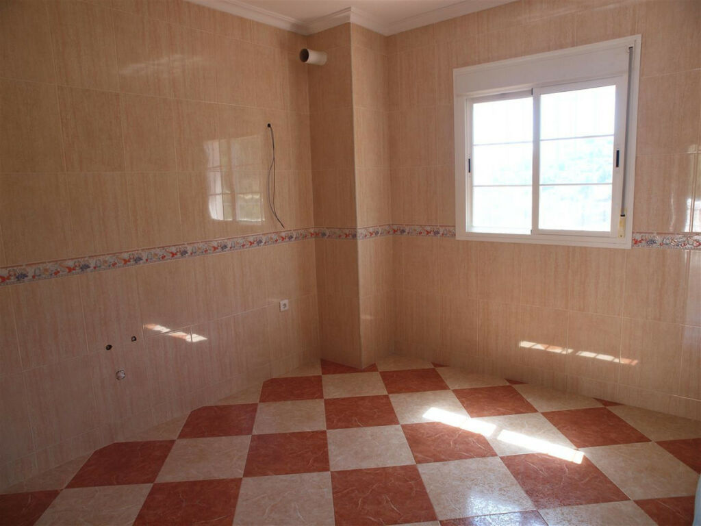 Detached Villa Los Romanes Málaga - image 12