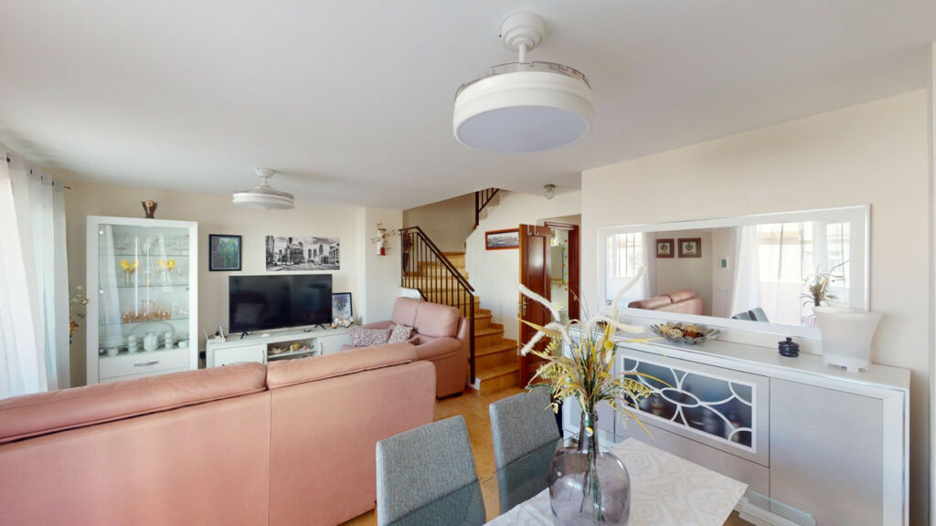 Semi-Detached House Almayate Málaga - image 12