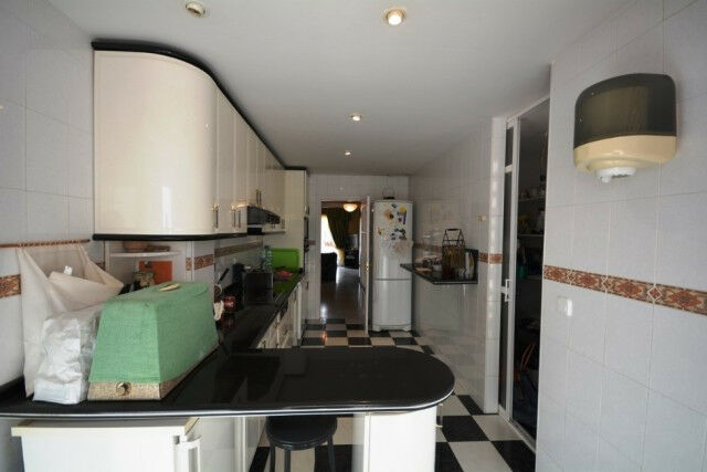 Middle Floor Apartment La Cala del Moral Málaga - image 12