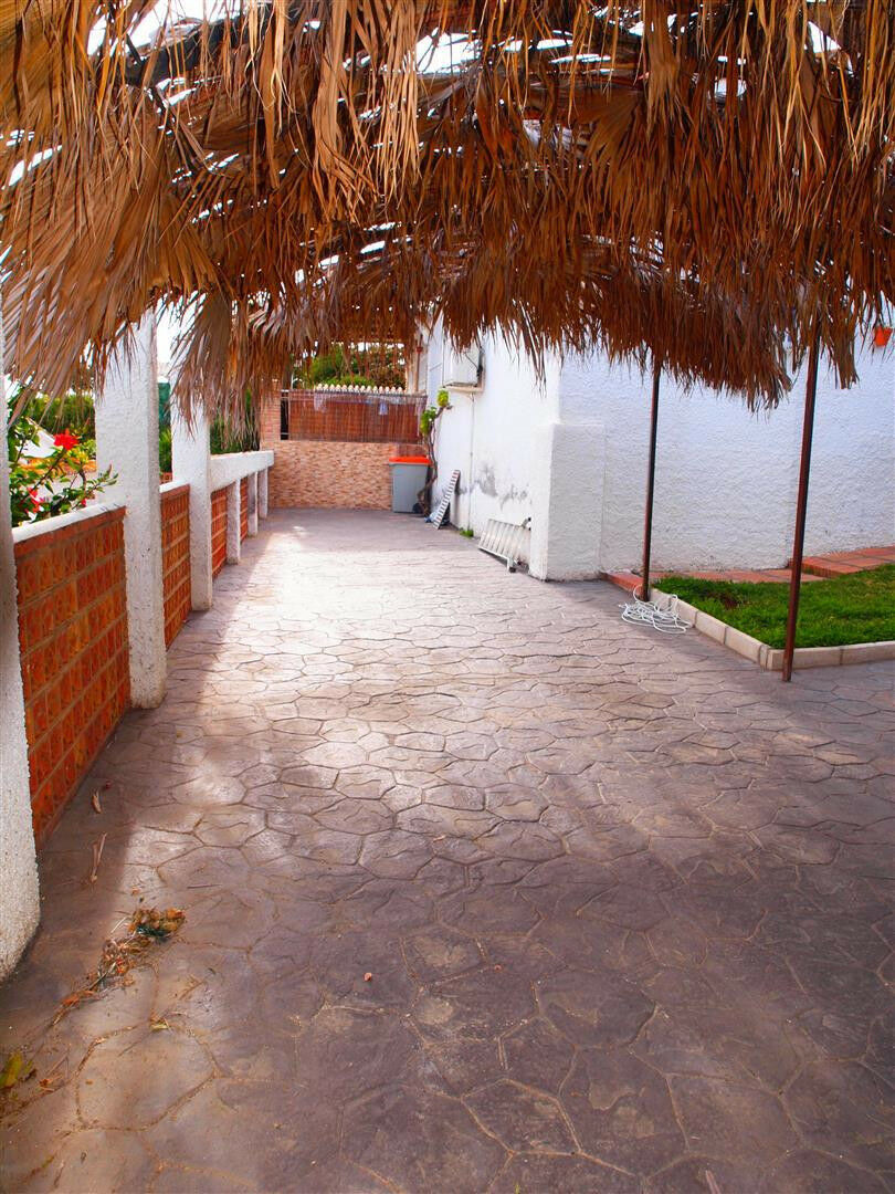 Detached Villa Benajarafe Málaga - image 12