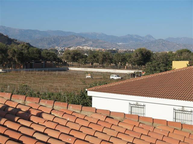 Detached Villa Almayate Málaga - image 12