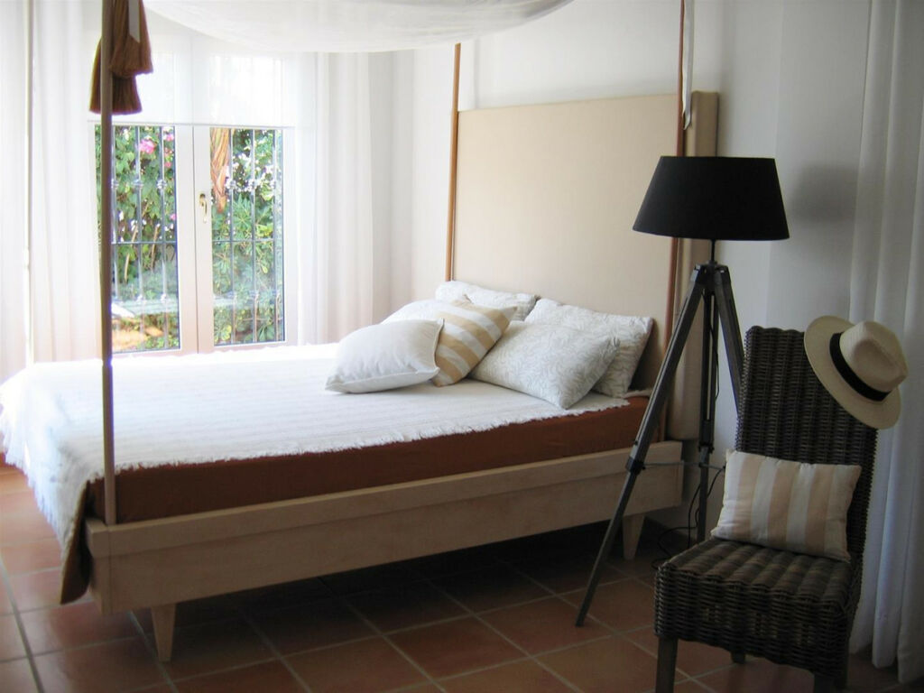 Detached Villa Benajarafe Málaga - image 12