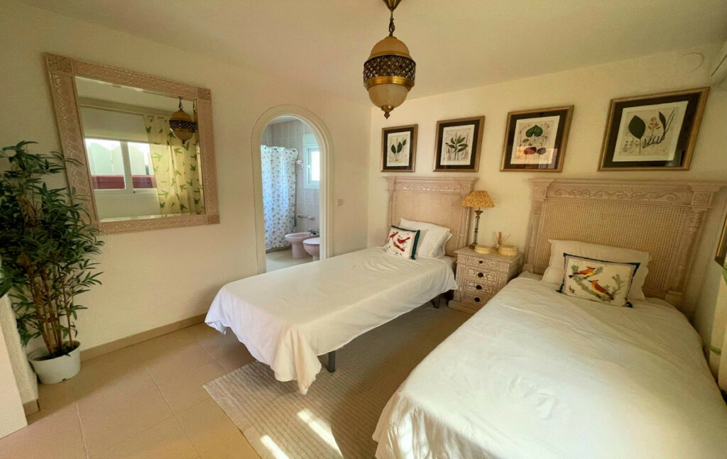 Detached Villa Javea Alicante - image 13