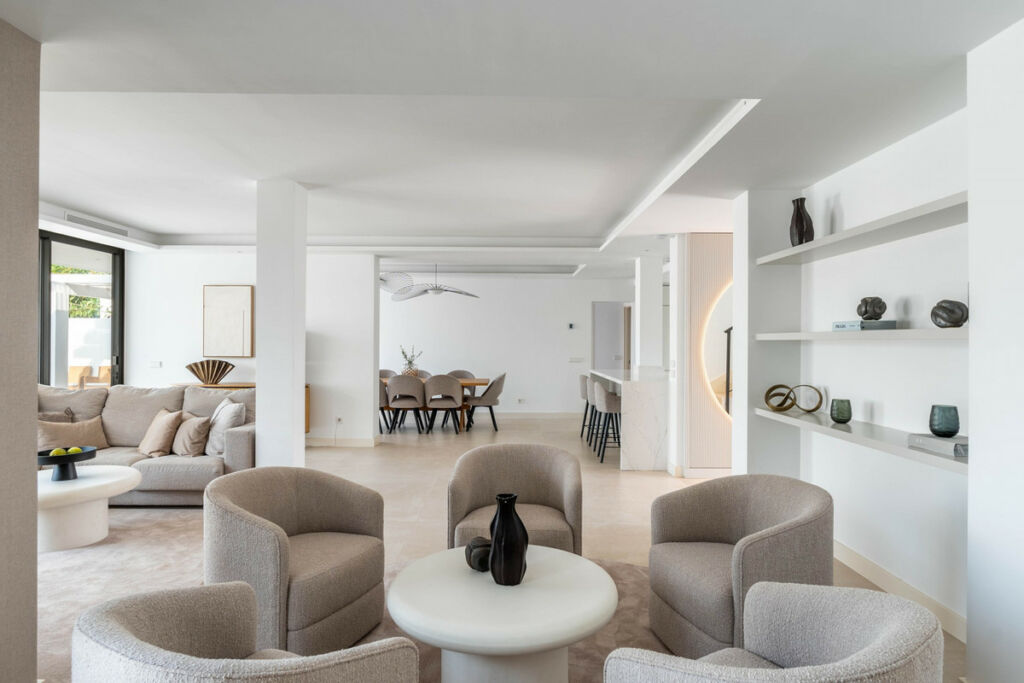 Detached Villa El Rosario Málaga - image 12