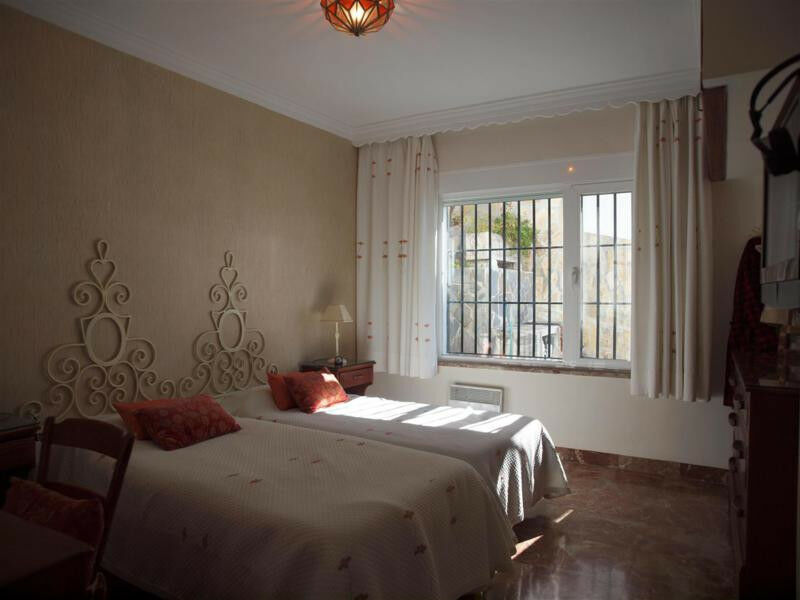 Detached Villa Benajarafe Málaga - image 12