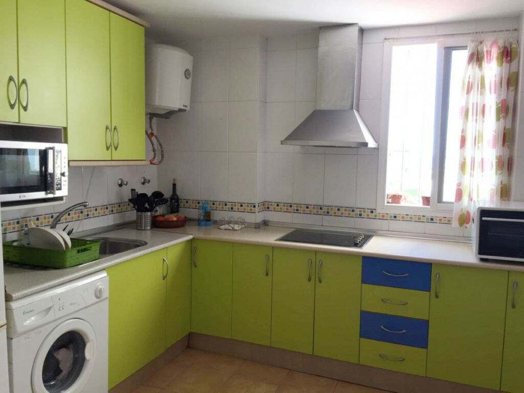Middle Floor Apartment Mezquitilla Málaga - image 12