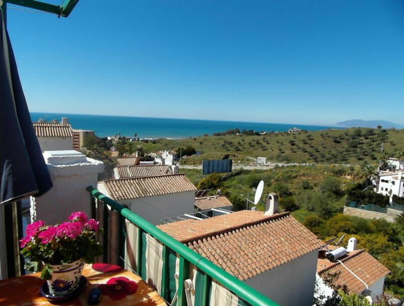 Detached Villa Benajarafe Málaga - image 12