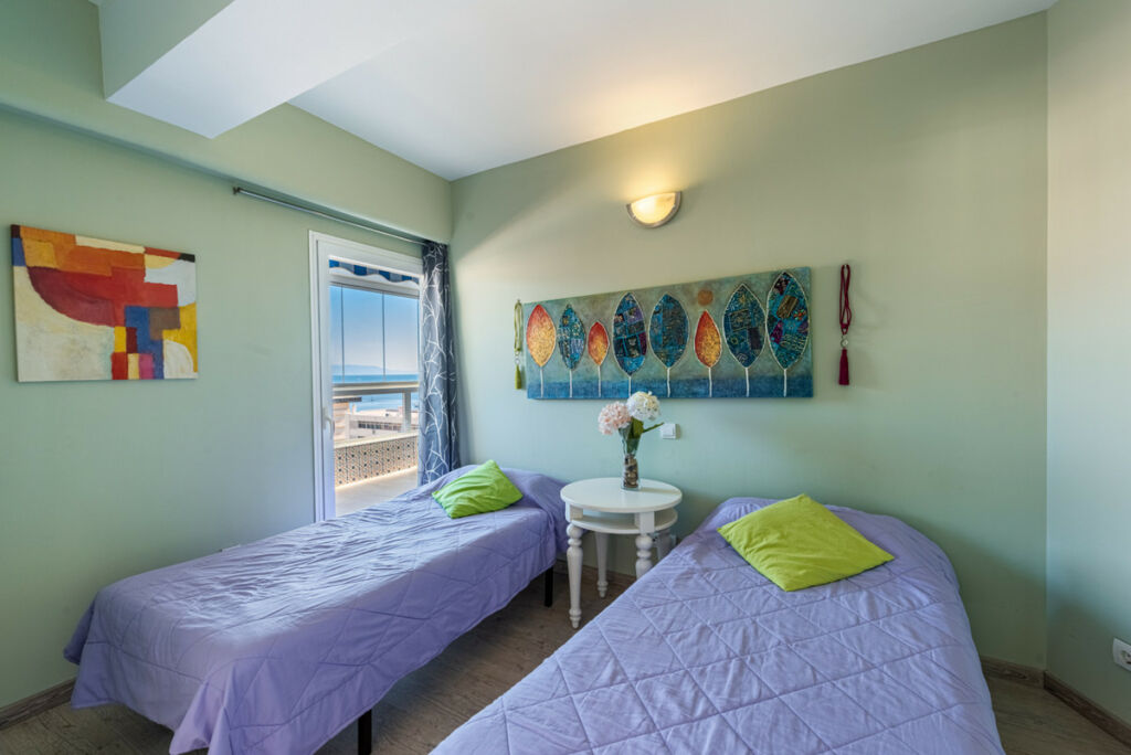 Penthouse Fuengirola Málaga - image 12