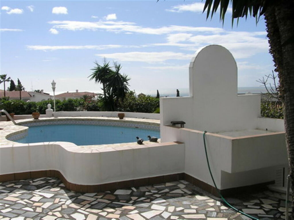 Detached Villa Caleta de Vélez Málaga - image 12