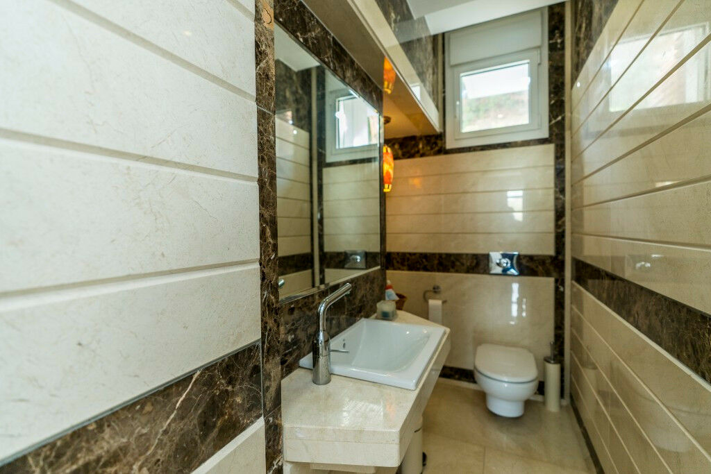 Detached Villa La Mairena Málaga - image 12